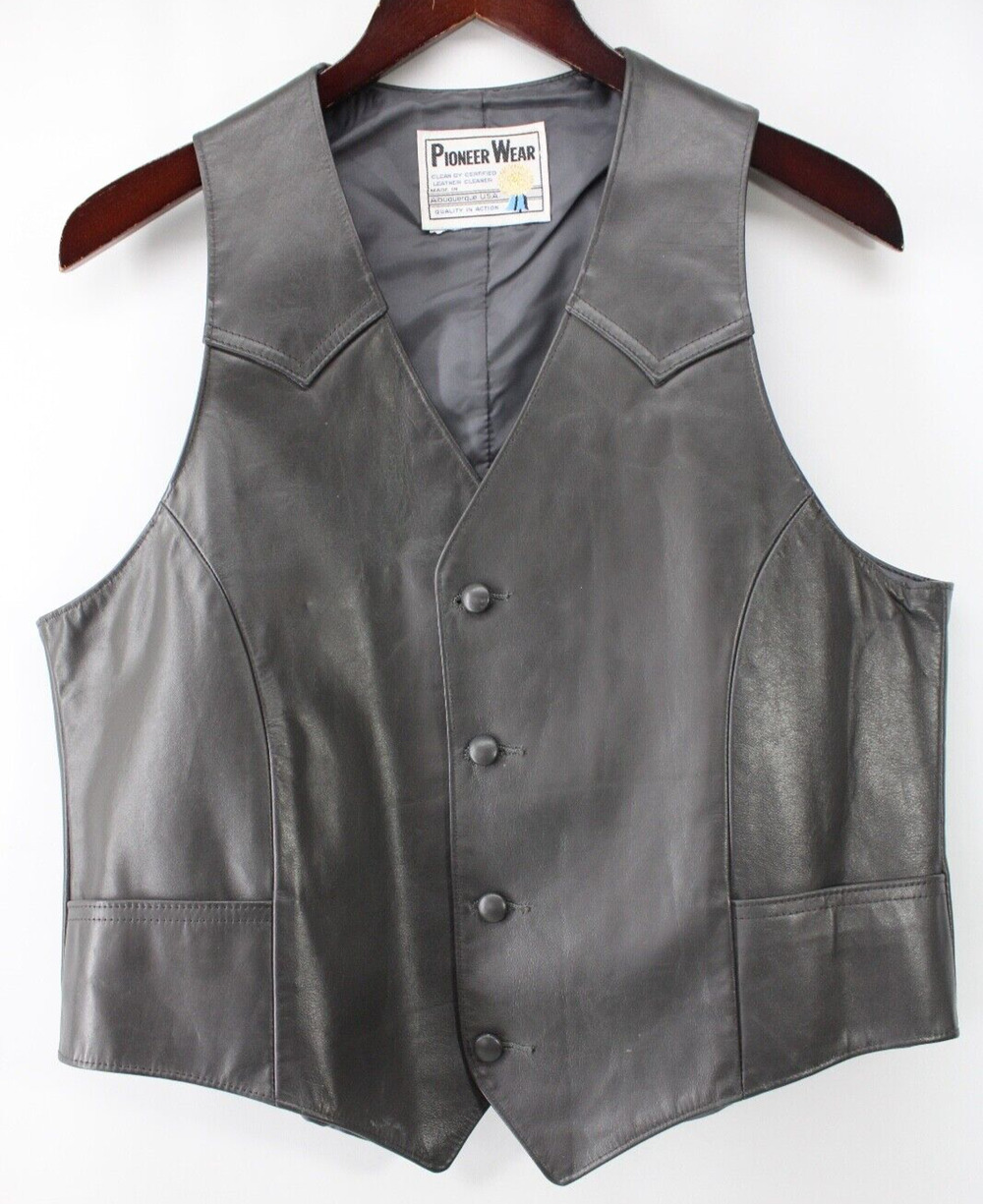 VINTAGE PIONEER WEAR MEN'S SMOOTH LEATHER WESTERN BUTTON FRONT VEST